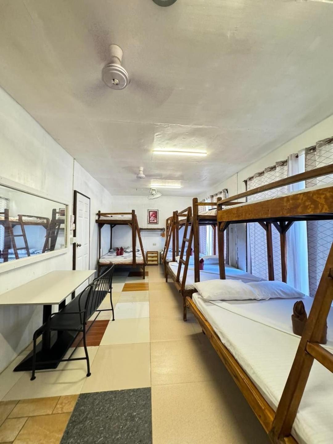 Aquaholik Traveler'S Lodge El Nido Zewnętrze zdjęcie