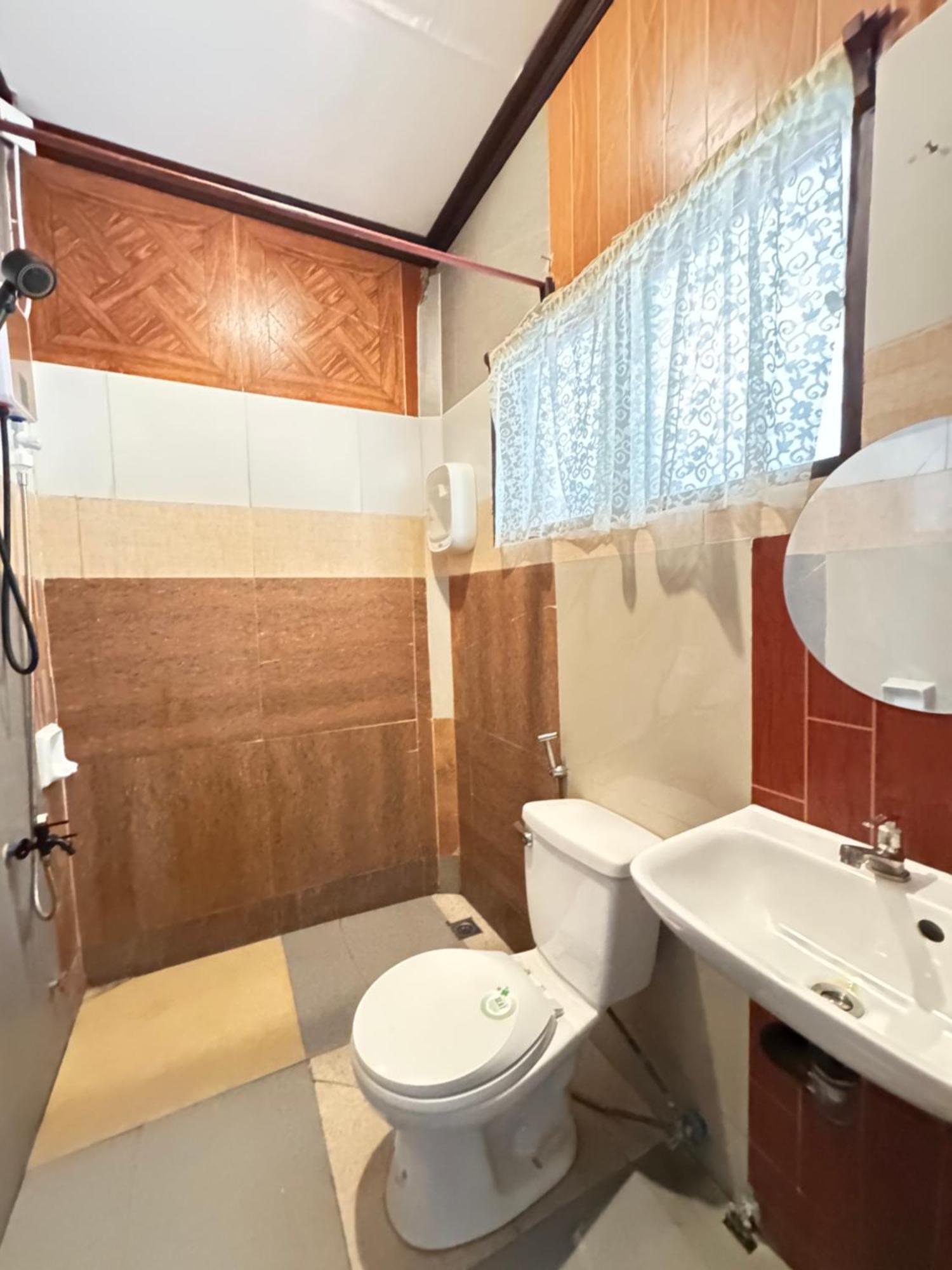 Aquaholik Traveler'S Lodge El Nido Zewnętrze zdjęcie