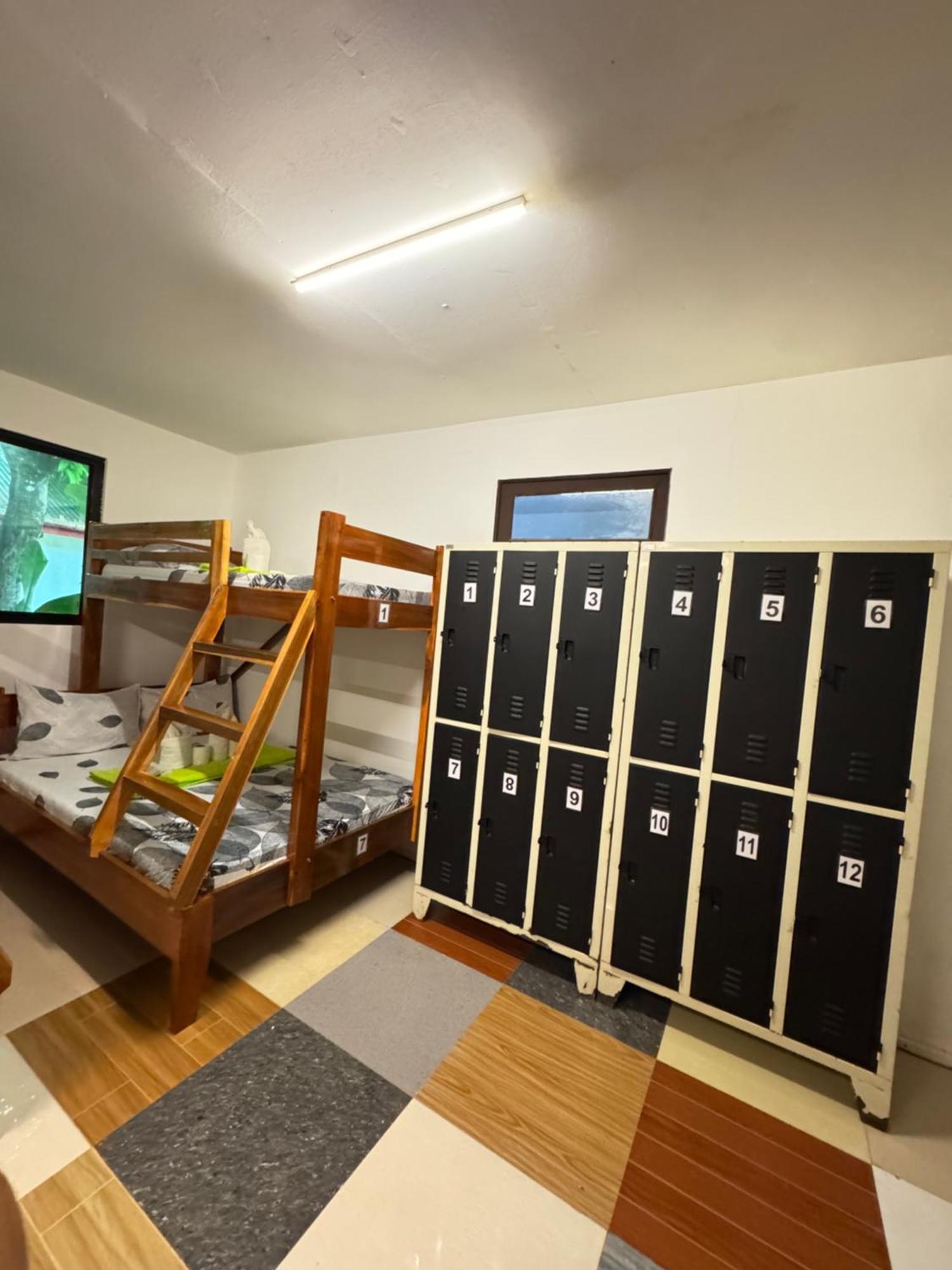 Aquaholik Traveler'S Lodge El Nido Zewnętrze zdjęcie