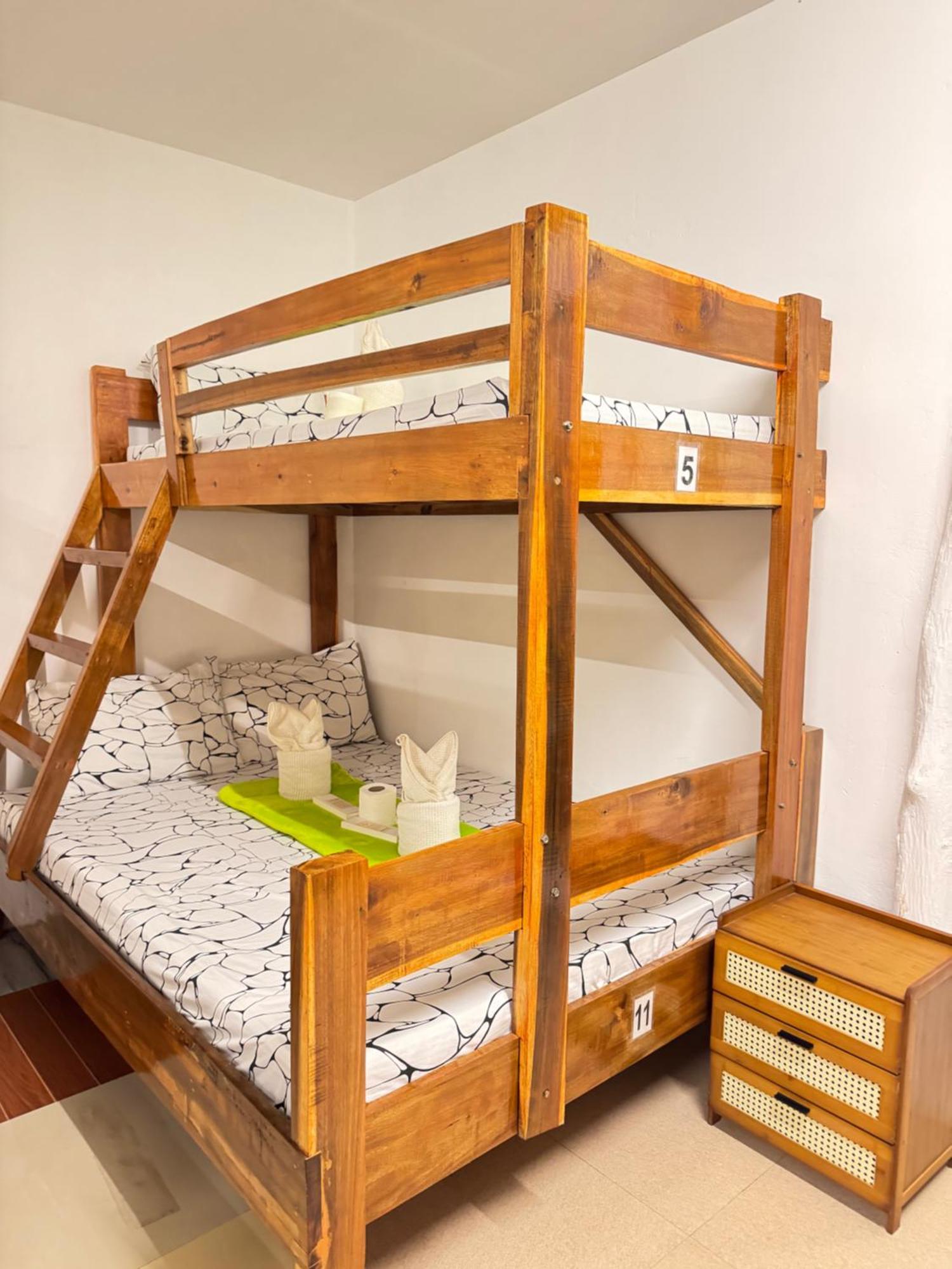 Aquaholik Traveler'S Lodge El Nido Zewnętrze zdjęcie